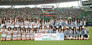 AKB48＆HKT48 (C) AKS