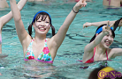 アイドル100人水泳大会