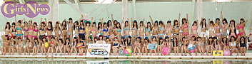アイドル100人水泳大会