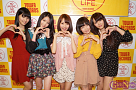 夢みるアドレセンス 左から小林玲・志田友美・荻野可鈴・京佳・山田朱莉