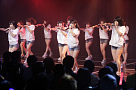 東日本大震災復興支援特別公演～誰かのためにプロジェクト2013～より (C) AKS