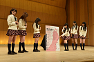 東日本大震災復興支援特別公演～誰かのためにプロジェクト2013～より (C) AKS
