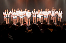 東日本大震災復興支援特別公演～誰かのためにプロジェクト2013～より (C) AKS