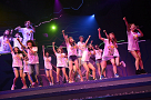 『「思い出せる君たちへ」～AKB48全グループ公演～』初日より (C) AKS