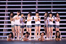 AKB48・2013 真夏のドームツアー～まだまだ、やらなきゃいけないことがある～ 京セラドーム公演(1日目)より (C)AKS