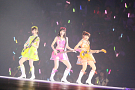 AKB48・2013 真夏のドームツアー～まだまだ、やらなきゃいけないことがある～ 京セラドーム公演(2日目)より (C)AKS