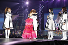 「AKB48・2013 真夏のドームツアー～まだまだ、やらなきゃいけないことがある～」東京ドーム公演(最終日)より (C)AKS