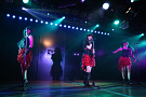 AKB48 峯岸チーム4「手をつなぎながら」公演より (C)AKS