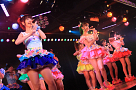 AKB48劇場8周年特別記念公演より (C)AKS