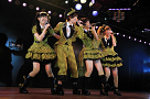 AKB48劇場8周年特別記念公演より (C)AKS