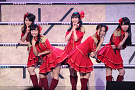 AKB48グループ大組閣祭り～時代は変わる。だけど僕らは前しか向かねえ！～より (C)AKS