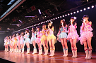4月24日 AKB48チーム4「アイドルの夜明け」公演 初日より (C)AKS