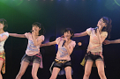 AKB48 新チームB「パジャマドライブ」公演より (C)AKS