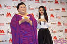 マツコ・デラックス(左)・忽那汐里(右)