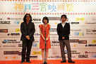 左から岩井俊二監督、桜井美南さん、長澤雅彦監督