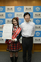 メロディーと伊原木岡山県知事 (C)JKT48project