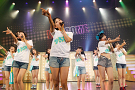 「HKT48全国ツアー~全国統一終わっとらんけん~」より (C)AKS