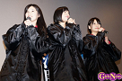 左から高崎聖子・倉持由香・鈴木咲