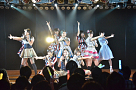 AKB48劇場9周年特別記念公演より (C)AKS