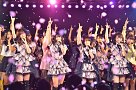 AKB48劇場9周年特別記念公演より (C)AKS