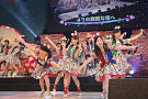 TOYOTA presents AKB48 チーム8全国ツアー～47の素敵な街へ～ チーム8結成1周年記念特別公演 in 東京より (C)AKS