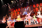 「SUPER☆GiRLS LIVE 2015 5th Anniversary TOUR~SUPER☆CASTLE~」千秋楽公演より