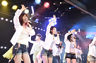 AKB48 チームB千秋楽公演の様子 (C)AKS