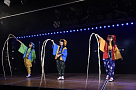 AKB48「イヴはアダムの肋骨あばらぼね」の様子 (C)AKS