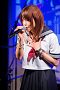 ライブ審査中の菜々。