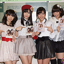 AKB48 岩佐美咲・小森美果・松原夏海・野中美郷