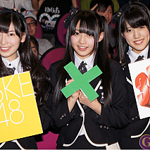 SKE48 左から大矢真那・木崎ゆりあ・平田璃香子