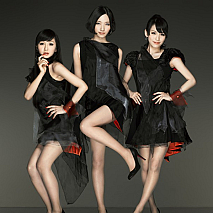 Perfume (C) 徳間ジャパンコミュニケーションズ
