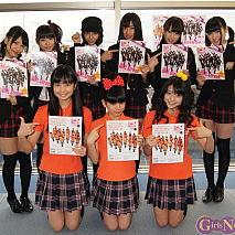 SUPER☆GiRLS＆ストリート生 左上から SUPER☆GiRLS 秋田恵里・宮崎理奈・田中美麗・溝手るか・後藤彩・前島亜美、左下からストリート生 西山咲笑・坂元葉月・浅野由来音