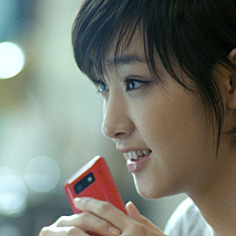 auスマートパス新CM「アプリ取り放題」篇