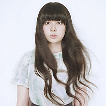 南波志帆「髪を切る8の理由。」ジャケ写(初回特殊ジャケット仕様) (C) ポニーキャニオン