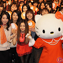 小巻亜矢・倉木麻衣