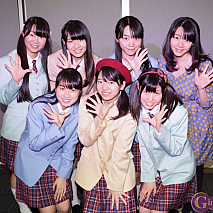 制服向上委員会