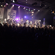 BiSとDorothy Little Happyの『GET YOU』