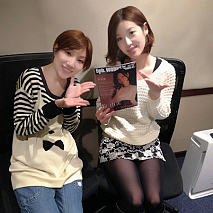 長谷川明子(左)・原由実(右)