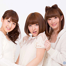 左から中田ちさと・内田眞由美・田名部生来