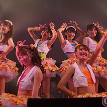 愛乙女★DOLL 4th ワンマンライブ～Doll & Dollerでつなぐ虹～より