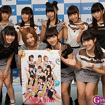 Cheeky Parade（後列左から小鷹狩百花・永井日菜・溝呂木世蘭・渡辺亜紗美・島崎莉乃、前列左から鈴木友梨耶・鈴木真梨耶・関根優那・山本真凜）