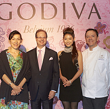 メサージュショコラコレクション発表会より