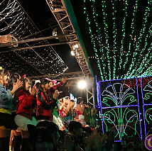 AeLL. 小桃音まい 純情！トロピカル丸 など16組のアイドルが としまえんイルミネーション点灯式に大集合！