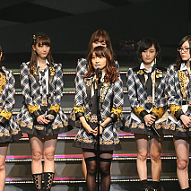 「AKB48ユニット祭り2014」より (C)AKS