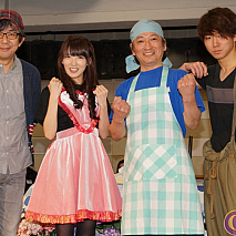 左から中島淳彦(演出)・八坂沙織・駒田一・矢崎広