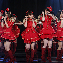 SKE48 新チームKⅡの「ラムネの飲み方」公演より (C)AKS