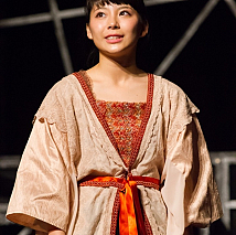 SUPER☆GiRLS宮﨑理奈主演舞台「Peach Boys」より