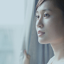 肌研「極潤®ヒアルロン液」新TV-CM「前田敦子 うるおいは心にも届く」篇より