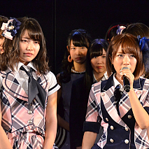 AKB48劇場9周年特別記念公演より (C)AKS